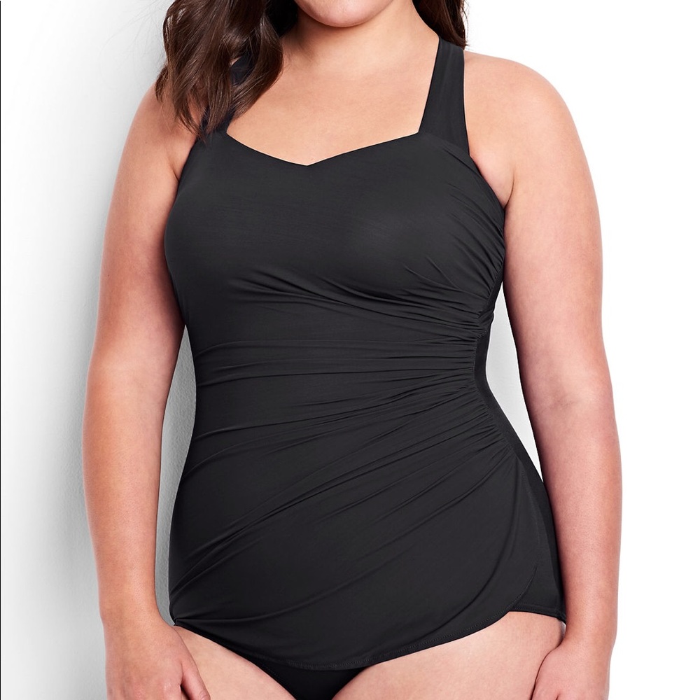 Lands’ End Slender Tunic Plus One Pc Swimsuit 18